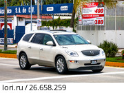 Buick Enclave (2017 год). Редакционное фото, фотограф Art Konovalov / Фотобанк Лори