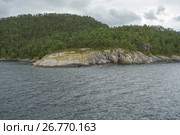 Норвегия. Берега Люсе-фьорда (норв. Lysefjord) (2017 год). Стоковое фото, фотограф Григорий Стоякин / Фотобанк Лори