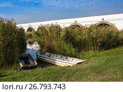 Boats near nine-holed Bridge Hortobagy National Park Hungary (2015 год). Стоковое фото, фотограф Papoyan Irina / Фотобанк Лори