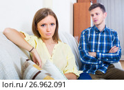 Upset couple having bad argument. Стоковое фото, фотограф Яков Филимонов / Фотобанк Лори