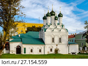 Москва, Храм Святого благоверного князя Михаила и боярина Фёдора, чудотворцев Черниговских (2015 год). Редакционное фото, фотограф glokaya_kuzdra / Фотобанк Лори
