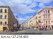 Вид на улицу Маяковского со стороны Невского проспекта. Город Санкт-Петербург (2017 год). Редакционное фото, фотограф Григорий Писоцкий / Фотобанк Лори
