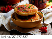 Platsinda, traditional Moldavian pie..style rustic. Стоковое фото, фотограф Зоряна Ивченко / Фотобанк Лори