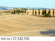 Tuscany sunrise countryside, Italy (2017 год). Стоковое фото, фотограф Юрий Брыкайло / Фотобанк Лори