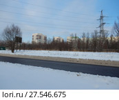Вербная улица. Район Метрогородок. Город Москва (2018 год). Стоковое фото, фотограф lana1501 / Фотобанк Лори