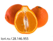Минеола (англ. Minneola), изолировано на белом фоне. Стоковое фото, фотограф Литвяк Игорь / Фотобанк Лори