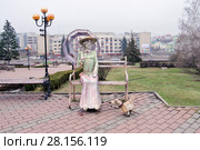 Липецк. Городская скульптура "Дама с собачкой" (2017 год). Редакционное фото, фотограф Илюхина Наталья / Фотобанк Лори