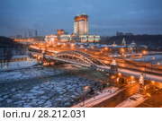 Evening Academy of Sciences and Frunzenskaya embankment at winter in Moscow (2014 год). Стоковое фото, фотограф Losevsky Pavel / Фотобанк Лори