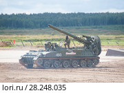 Советский самоходный  240-мм миномёт "Тюльпан" 2С4 (объект 240) готовится к стрельбе на Международном военно-техническом форуме "Армия-2017",. Московская область, полигон "Алабино" Редакционное фото, фотограф Малышев Андрей / Фотобанк Лори