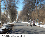 Бульвар Маршала Рокоссовского. Район Богородское. Город Москва (2018 год). Редакционное фото, фотограф lana1501 / Фотобанк Лори