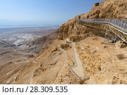 View from the terrace of the palace of king Herod on the rock Masada. Стоковое фото, агентство BE&W Photo / Фотобанк Лори