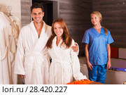 Young couple ready for massage. Стоковое фото, фотограф Яков Филимонов / Фотобанк Лори