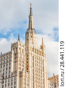 Сталинская высотка на Кудринской площади. Фрагмент. Москва (2011 год). Стоковое фото, фотограф Алёшина Оксана / Фотобанк Лори