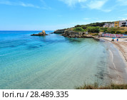 Beach Torre Sant'Andrea, Salento, Italy (2016 год). Редакционное фото, фотограф Юрий Брыкайло / Фотобанк Лори