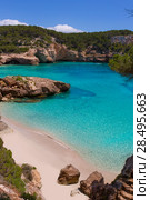 Cala Mitjana y Mitjaneta in Menorca Ciutadella at Balearic Islands. Стоковое фото, фотограф Tono Balaguer / Ingram Publishing / Фотобанк Лори