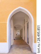 Ciutadella Menorca Ses Voltes arches Ciudadela downtown in Balearic islands (2013 год). Стоковое фото, фотограф Tono Balaguer / Ingram Publishing / Фотобанк Лори