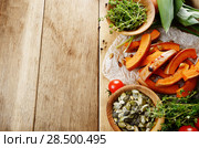 Fresh Organic Vegetables on a Wooden Background with Space For Your Text. Стоковое фото, фотограф Olena Mykhaylova / Ingram Publishing / Фотобанк Лори