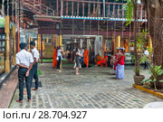 Шри-Ланка. Коломбо. Храм Гангарамая. Colombo. Sri Lanka. Temple Gangaramaya. (2017 год). Редакционное фото, фотограф Токарева Ирина / Фотобанк Лори