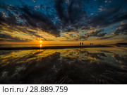 Красочный закат на море. Стоковое фото, фотограф Яковлев Сергей / Фотобанк Лори