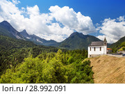 Santa Maria della Pieta church in Valle di Cadore, Belluno, Italy (2018 год). Стоковое фото, фотограф Юлия Кузнецова / Фотобанк Лори