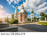 Смоленская церковь Smolenskaya church,  temple of Zosima and Savvaty  in the Lavra (2018 год). Стоковое фото, фотограф Baturina Yuliya / Фотобанк Лори