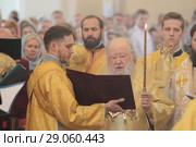 Десница святителя Спиридона Тримифунтского в Свято-Духовском храме села Шкинь (2018 год). Редакционное фото, фотограф Дмитрий Неумоин / Фотобанк Лори