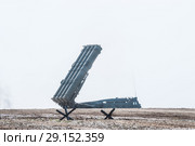Пусковая установка 9А83 ЗРС С-300В (9A83 TELAR S-300V system) с поднимающимися ракетами. Международный военно-технический форум "Армия-2018". Полигон "Алабино" в Московской области. Редакционное фото, фотограф Алёшина Оксана / Фотобанк Лори