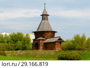 Проездные ворота Николо-Корельского монастыря, ансамбль усадьбы Коломенское. Москва (2018 год). Редакционное фото, фотограф Александр Щепин / Фотобанк Лори
