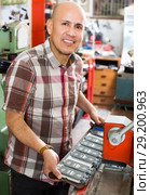 Supplier making car number plate. Стоковое фото, фотограф Яков Филимонов / Фотобанк Лори