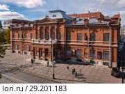 Здание Башкирского государственного театра оперы и балета. Уфа, улица Ленина, 5/1 (2018 год). Редакционное фото, фотограф Коротнев / Фотобанк Лори