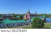 Солнечный майский день у Никольского Староладожского монастыря. Старая Ладога, Россия (аэросъемка) (2018 год). Стоковое видео, видеограф Виктор Карасев / Фотобанк Лори