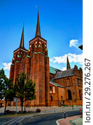 Exterior view to Roskilde Cathedral, Denmark (2014 год). Стоковое фото, фотограф Сергей Майоров / Фотобанк Лори