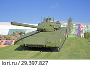 Танк Т-14 "Армата" на Международном военно-техническом форуме "Армия-2018" Редакционное фото, фотограф Игорь Долгов / Фотобанк Лори