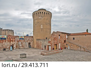 Башня (Матильды) Matilde. Старая крепость (Fortezza Vecchia). Ливорно. Тоскана. Италия (2018 год). Редакционное фото, фотограф Сергей Афанасьев / Фотобанк Лори
