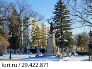 Winnipeg, Manitoba, Canada - 2014-11-18: Memorial site. Aux Fran ais de l'ouest morts pour leur Patrie 1914-1918 - a memorial dedicated to French-speaking Western Canadians who died fighting in WWI and WWII for the liberation of France. Редакционное фото, фотограф Вадим Роднев / Фотобанк Лори