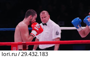 KAZAN, RUSSIA - OCTOBER 27, 2018. The championship on fighting by the rules TNA, in the city of Kazan, TATNEFT ARENA. Wrestlers in action, good hit. Редакционное видео, видеограф Константин Шишкин / Фотобанк Лори