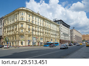 Москва. Летний вид на Театральный проезд (2018 год). Редакционное фото, фотограф Елена Коромыслова / Фотобанк Лори
