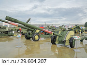 Советская буксируемая 100-мм противотанковая пушка МТ-12 на Международном военно-техническом форуме "Армия-2018". Кубинка, военно-патриотический парк "Патриот" Редакционное фото, фотограф Игорь Долгов / Фотобанк Лори