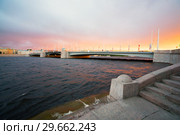 Tuchkov bridge on a summer evening at sunset. Saint-Petersburg. (2018 год). Стоковое фото, фотограф Алексей Маринченко / Фотобанк Лори