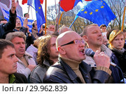 Алексей Девотченко выступает на политическом митинге Марша несогласных. Санкт-Петербург (2007 год). Редакционное фото, фотограф Oles Kolodyazhnyy / Фотобанк Лори