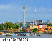 Harbor and Grona Lund,  amusement park. Стокгольм, Швеция (2018 год). Редакционное фото, фотограф Валерия Попова / Фотобанк Лори