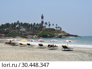 Индия. Пляж Ковалам (Kovalam) в Керале. Участок у маяка (2019 год). Стоковое фото, фотограф Овчинникова Ирина / Фотобанк Лори