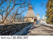Ресторан во Власьевской башне Restaurant in the Vlasyevskaya Tower (2019 год). Редакционное фото, фотограф Baturina Yuliya / Фотобанк Лори