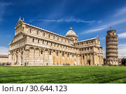 The Pisa Cathedral and the Leaning Tower of Pisa in Pisa, Italy (2014 год). Стоковое фото, фотограф Наталья Волкова / Фотобанк Лори