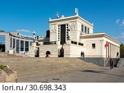 Москва, станция метро Динамо (2019 год). Редакционное фото, фотограф Alexei Tavix / Фотобанк Лори