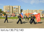 Репетиция парада. Знаменосцы. Липецк (2019 год). Редакционное фото, фотограф Евгений Будюкин / Фотобанк Лори