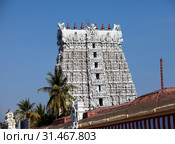 White color ornate Hindu temple in the Kanyakumari, Tamil Nadu, India (2014 год). Стоковое фото, фотограф Куликов Константин / Фотобанк Лори