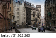Санкт-Петербург. Большой проспект Петроградской стороны (2019 год). Редакционное фото, фотограф Павел Сапожников / Фотобанк Лори
