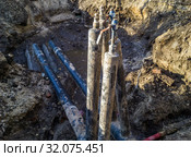 Монтаж ввода водопровода при строительстве нового дома. Стоковое фото, фотограф Вячеслав Палес / Фотобанк Лори