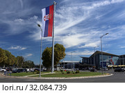 Международный аэропорт имени Николы Теслы. Город Белград, Сербия (2019 год). Редакционное фото, фотограф Алексей Гусев / Фотобанк Лори